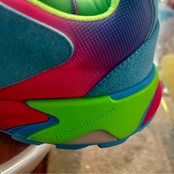 Louis Vuitton Tactic Runner size 11 US - Picture 4 of 13